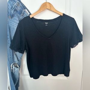 Medium black Express tee